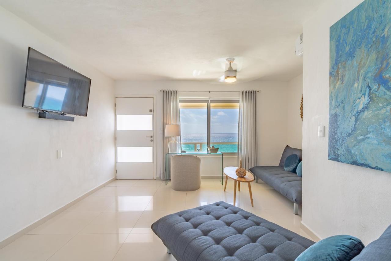 Ocean View Three Bedroom, Three Story Penthouse By The Beach แคนคูน ภายนอก รูปภาพ